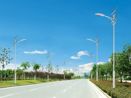 為什么說太陽能路燈是風景區(qū)的最佳伴侶?
