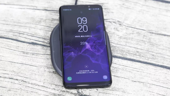 品牌產品|看看公牛無線充電器快速充電及溫度控制的優(yōu)秀表現(xiàn)