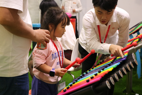 笛馳敲擊樂(lè)“盛裝”出席2019亞洲樂(lè)園及景點(diǎn)博覽會(huì)