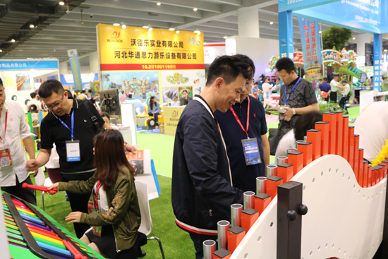 笛馳敲擊樂(lè)“盛裝”出席2019亞洲樂(lè)園及景點(diǎn)博覽會(huì)