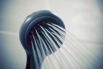 80年代老房選熱水器很難？看一下這對90后夫妻的經(jīng)歷