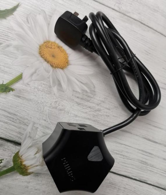 有了飛利浦摩天輪系列插座，充電器什么的都是浮云！