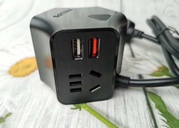 有了飛利浦摩天輪系列插座，充電器什么的都是浮云！