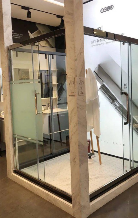 快看！極具金牌風范與品牌屬性的終端店面新形象