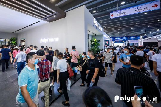 人氣爆棚超震撼!!派雅門窗攜“至臻新品”驚艷建博會！ 