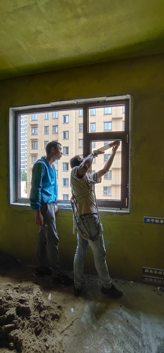 洛陽(yáng)門窗，制作加工廠和定制安裝，這是三種不同的門窗部門